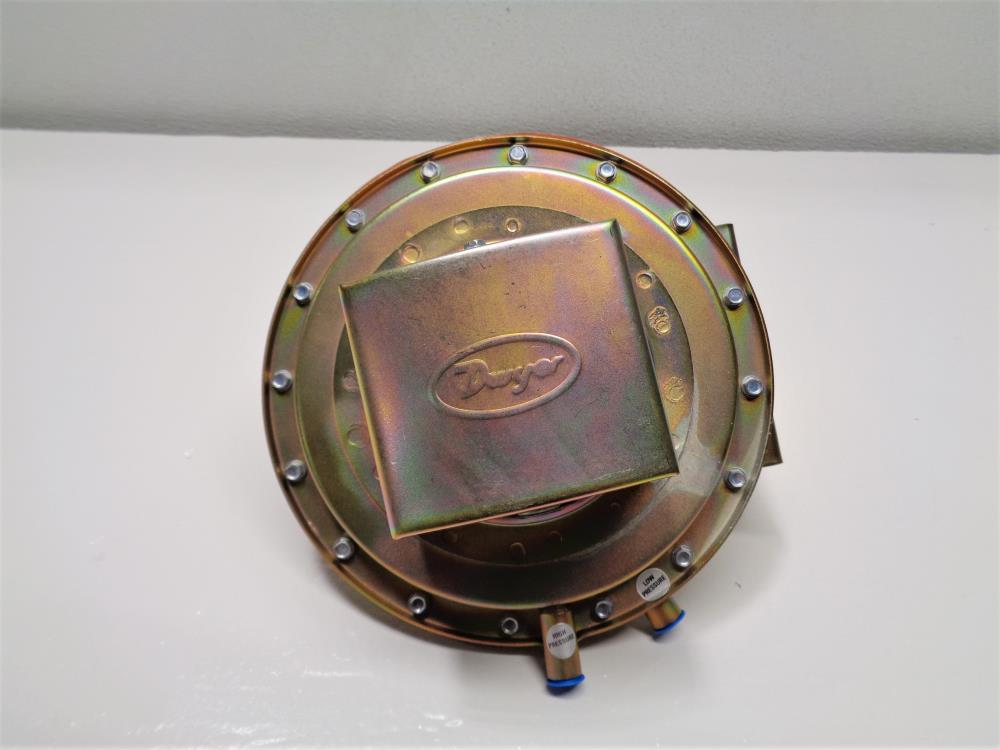 Dwyer Diaphragm Vertical Pressure Switch 16380 (Range 0.050.25" W.C.)